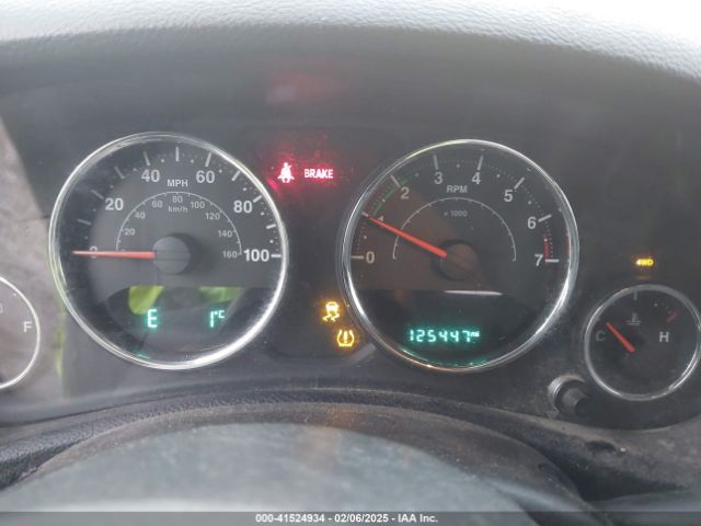 1C4BJWDG3FL594283 Jeep Wrangler Unlimited Sport