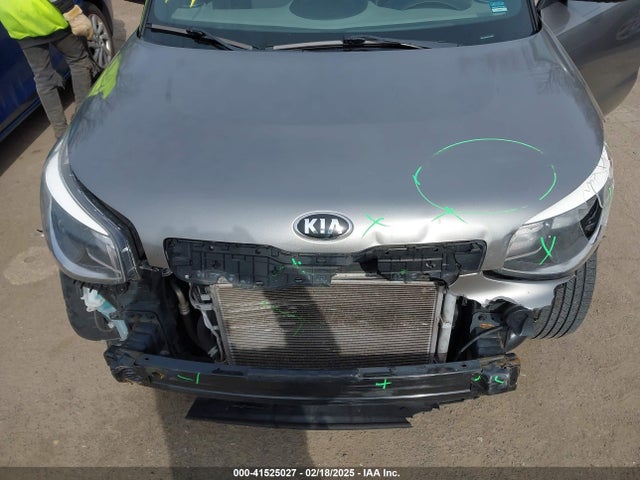 KIA Soul 2017 KNDJN2A21H7488623 Image 10