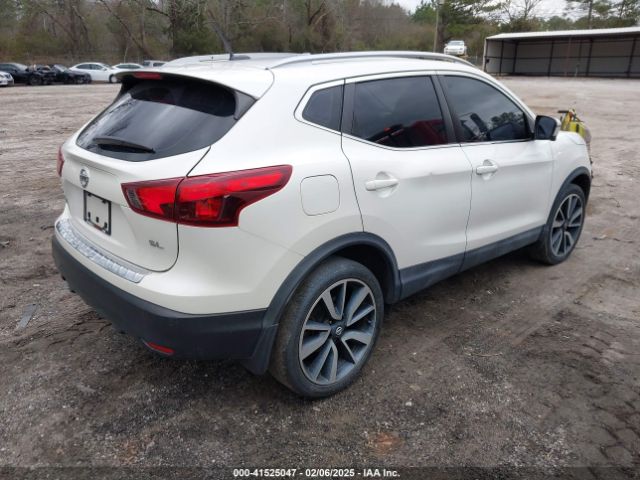 JN1BJ1CP4JW101810 Nissan Rogue Sport Sl