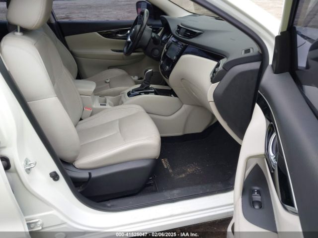 JN1BJ1CP4JW101810 Nissan Rogue Sport Sl