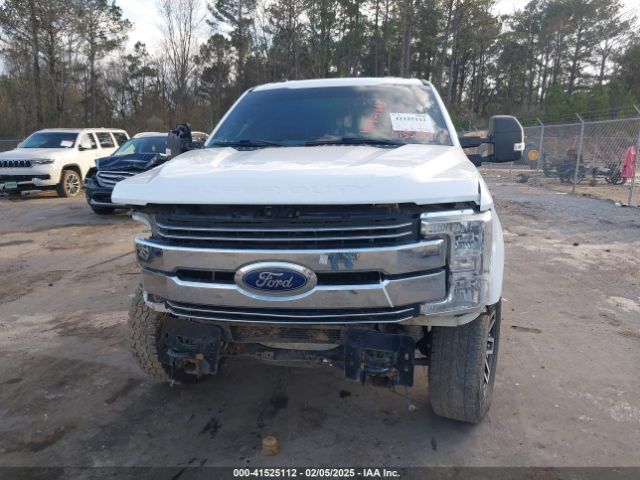 1FT7W2B62HEE68725 Ford F-250 Lariat