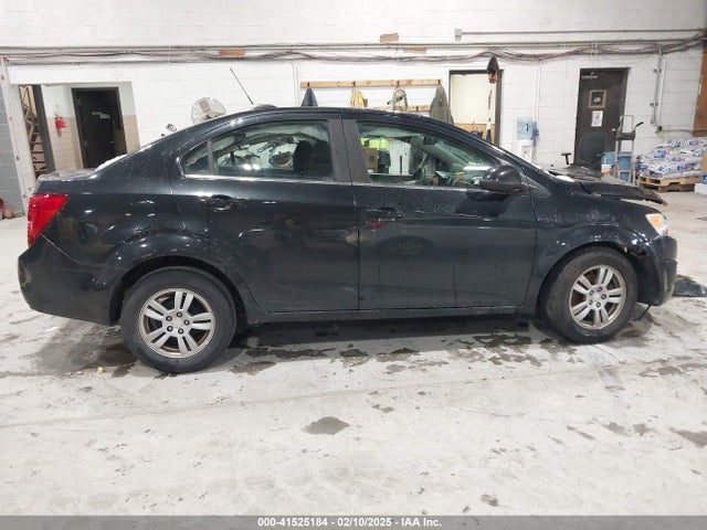 Chevrolet Sonic Lt Auto 2015 1G1JC5SH0F4183048 Image 12