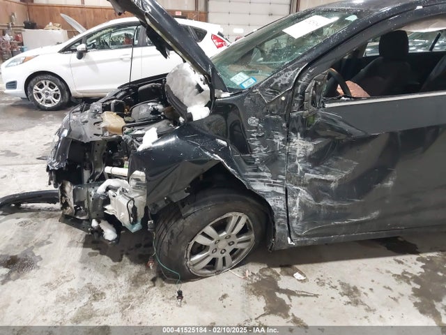 Chevrolet Sonic Lt Auto 2015 1G1JC5SH0F4183048 Image 6
