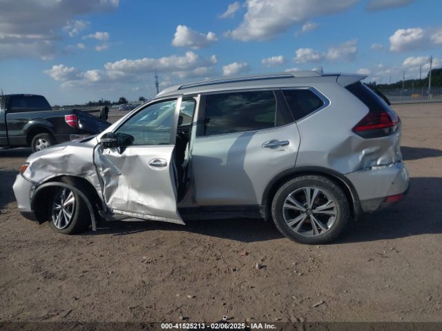 5N1AT2MT9KC789466 Nissan ROGUE SV