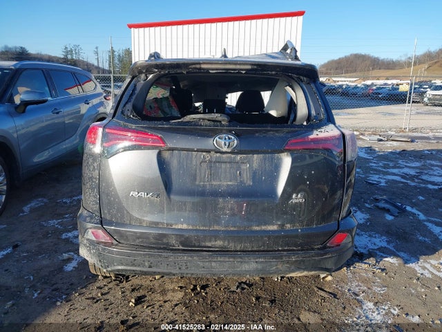 Toyota RAV4 LE 2017 2T3BFREV6HW562282 Image 17