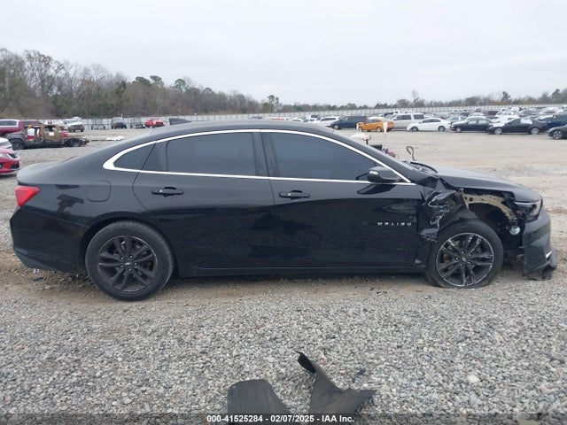 1G1ZE5ST4HF147940 Chevrolet MALIBU 1LT