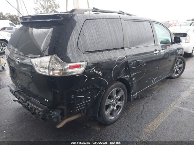 5TDXZ3DC1JS953289 Toyota Sienna Se 8 Passenger