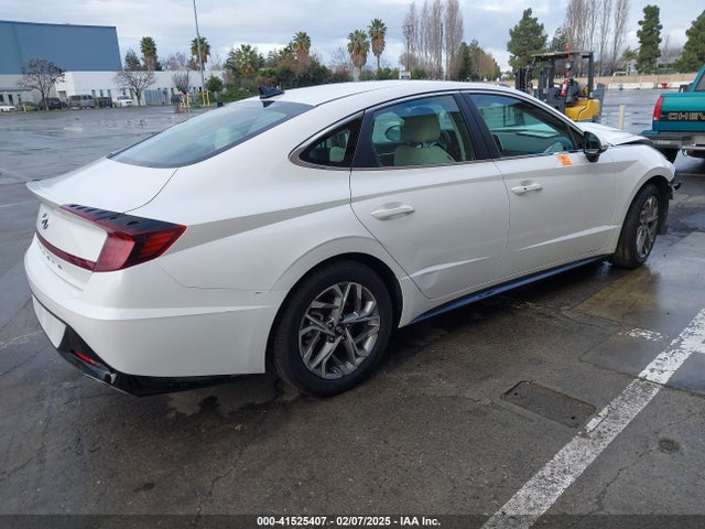 KMHL64JA3MA153042 Hyundai SONATA SEL