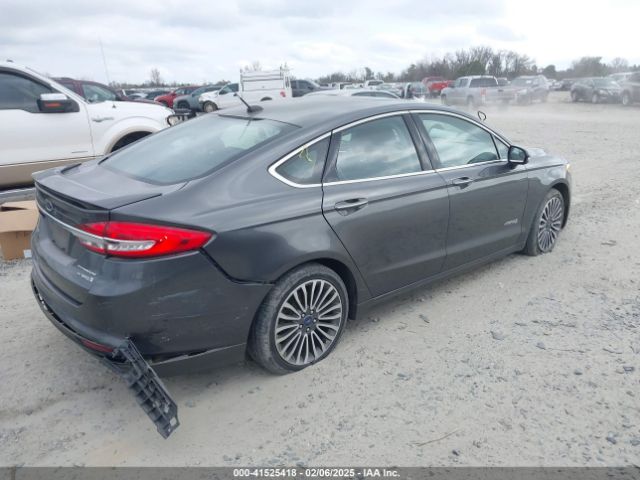 3FA6P0RU7HR300258 Ford Fusion Hybrid Titanium