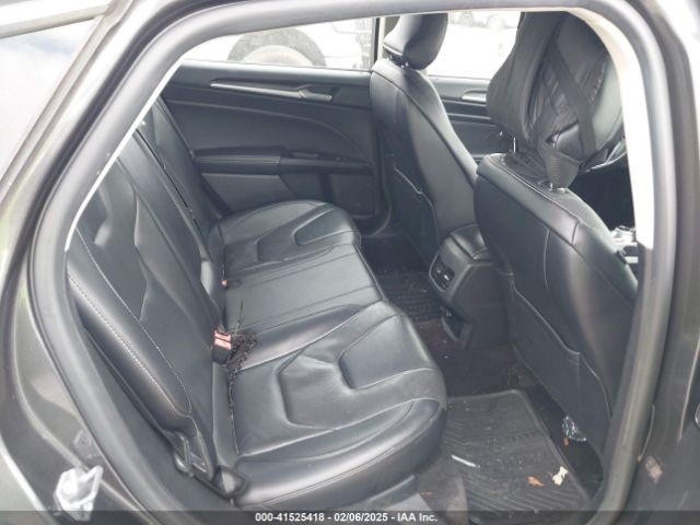 3FA6P0RU7HR300258 Ford Fusion Hybrid Titanium