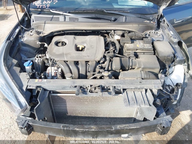 3KPF24AD6PE589540 KIA Forte Lxs