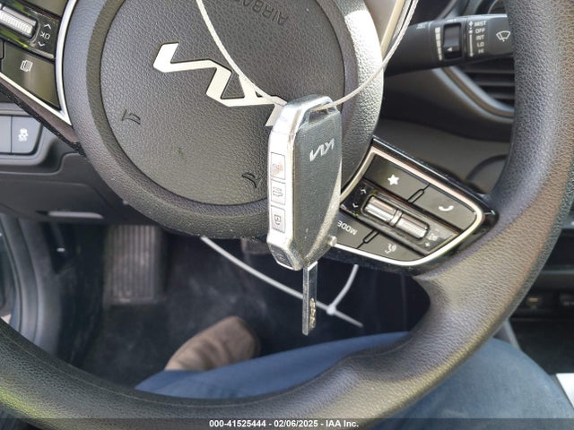 3KPF24AD6PE589540 KIA Forte Lxs
