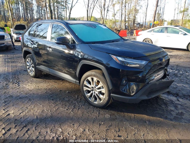 2022 2T3Y1RFV3NW186742 zdjęcie główne
