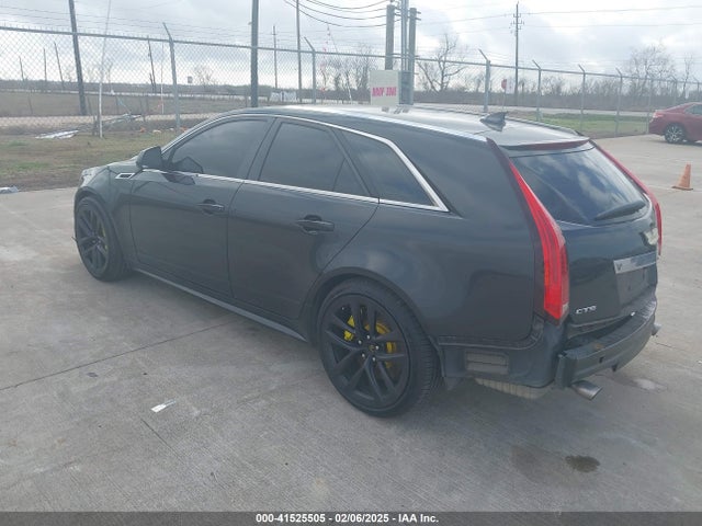 2011 CADILLAC CTS 1G6DK8ED3B0140667 Photo 2
