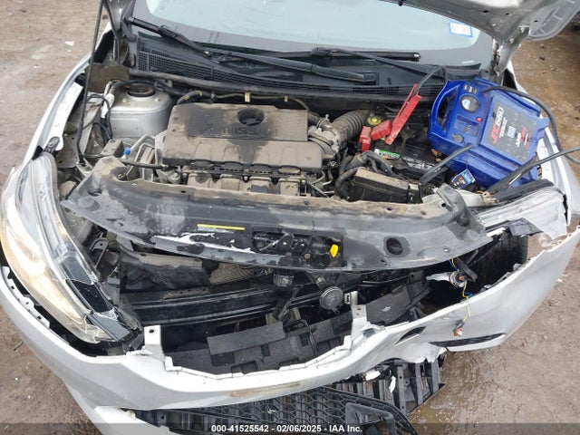 3N1AB7AP6KY218023 Nissan SENTRA S