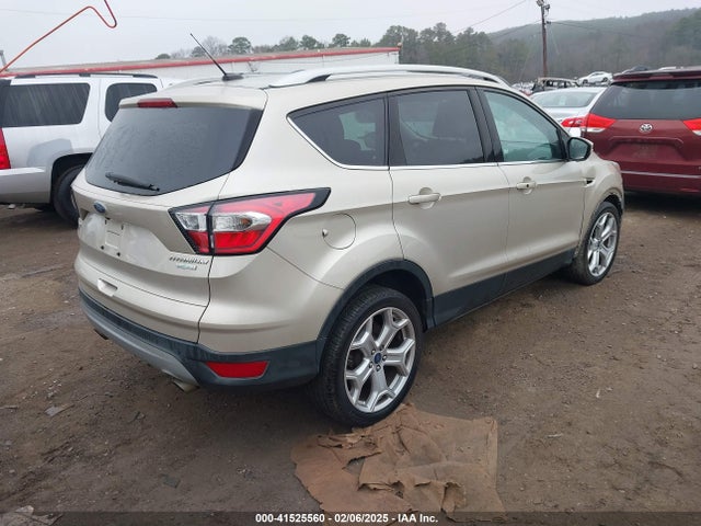 Ford Escape Titanium 2017 1FMCU0J98HUE00905 Image 4