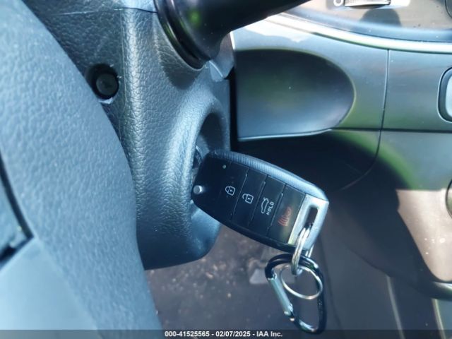 5XXGM4A79FG456530 KIA Optima Lx