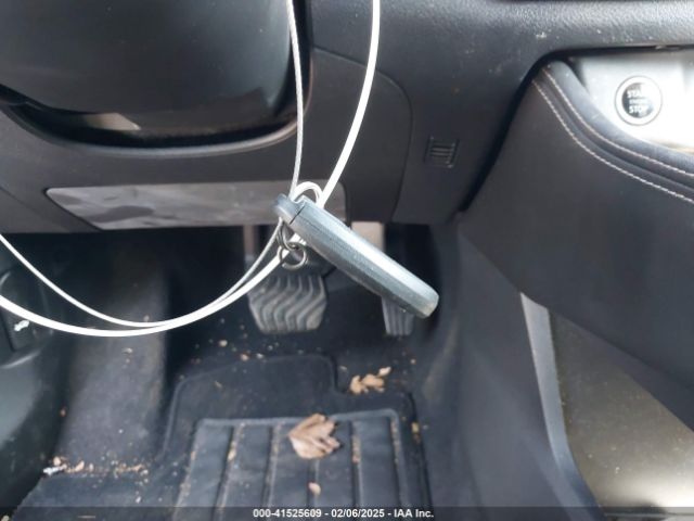 5N1AT3CA7MC703094 Nissan Rogue Sl Fwd