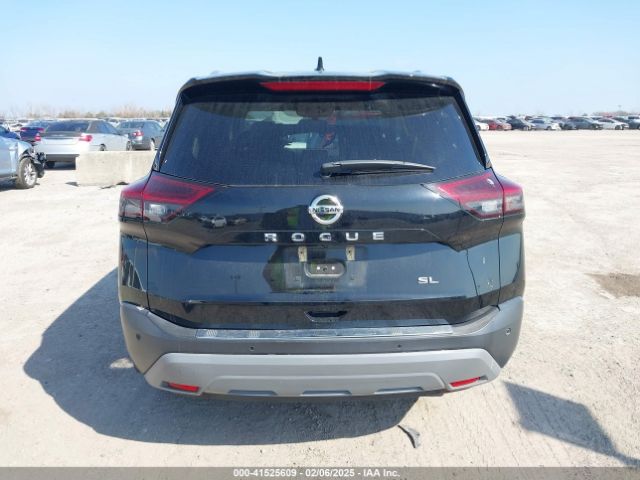 5N1AT3CA7MC703094 Nissan Rogue Sl Fwd