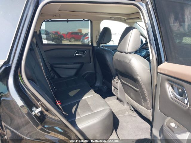5N1AT3CA7MC703094 Nissan Rogue Sl Fwd