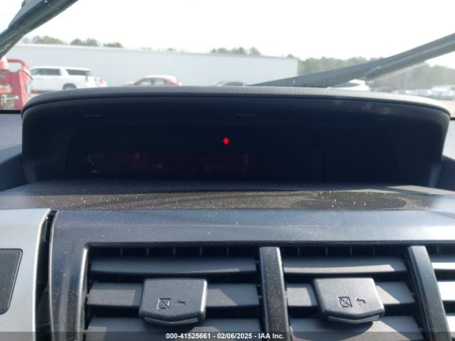 JTDZN3EU1E3330452 Toyota Prius V Three