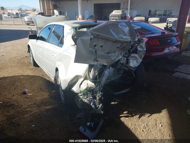 2007 CADILLAC CTS 1G6DP577370176213 Photo 2