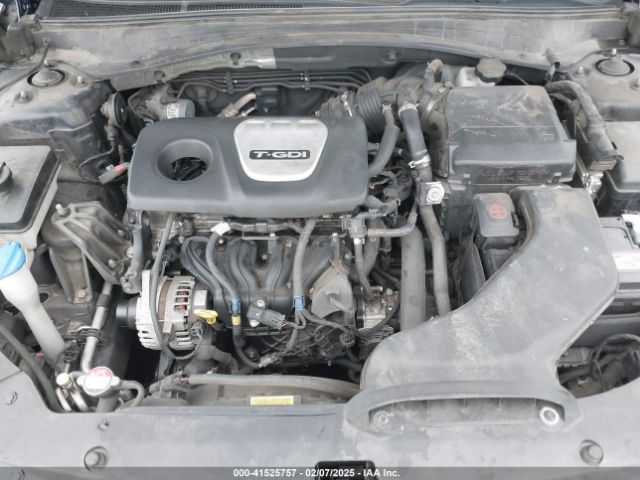 5XXGT4L17GG008221 KIA Optima Lx Turbo