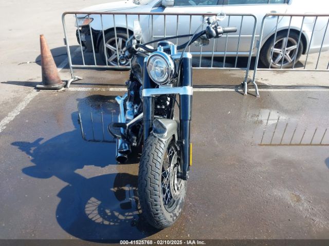 2018 HARLEY-DAVIDSON FLSL 1HD1YDJ30JC083814 Photo 4