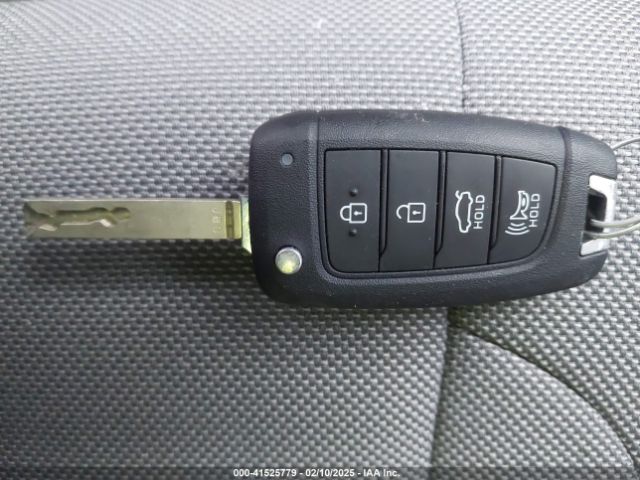 KMHLL4DG1RU764086 Hyundai ELANTRA SE