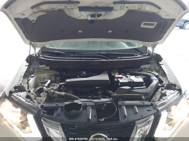 5N1AT2MT5KC767027 Nissan ROGUE SV