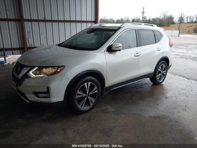 5N1AT2MT5KC767027 Nissan ROGUE SV