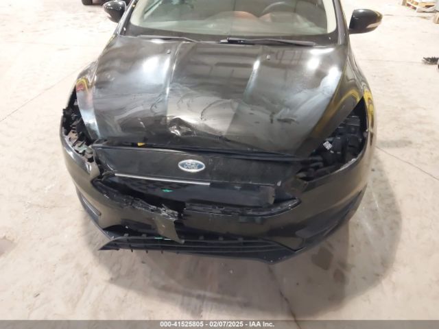 1FADP3F22HL292063 Ford FOCUS SE