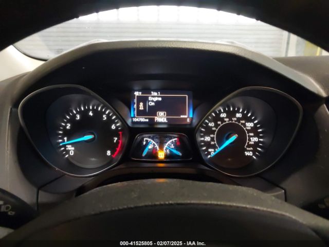 1FADP3F22HL292063 Ford FOCUS SE