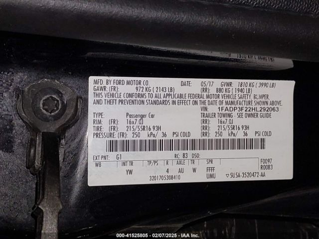 1FADP3F22HL292063 Ford FOCUS SE
