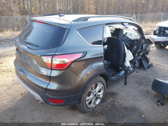 Ford ESCAPE SE 2017 1FMCU0G93HUE29218 Image 4