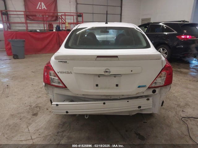 3N1CN7AP8GL899483 Nissan Versa 1.6 S+