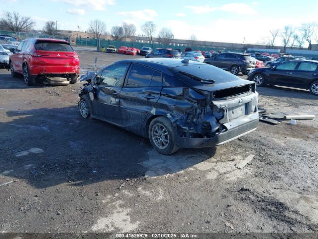JTDKARFU4J3056141 Toyota Prius Four