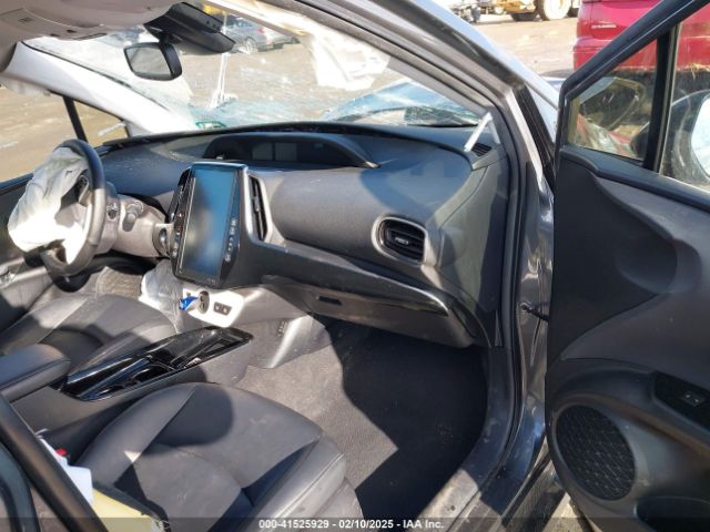 JTDKARFU4J3056141 Toyota Prius Four