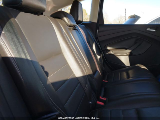 1FADP5CU6EL500569 Ford C-max Energi Sel