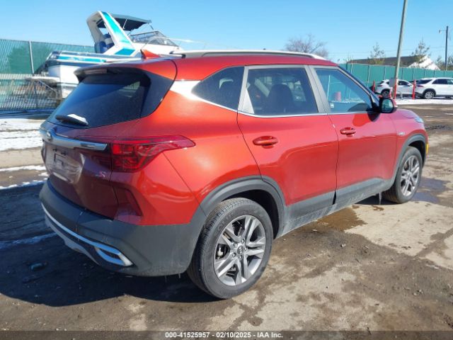 KNDEUCAA5M7226700 KIA SELTOS S