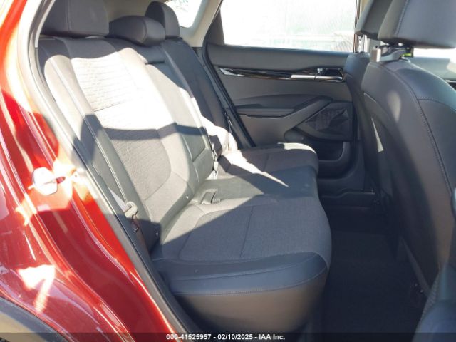 KNDEUCAA5M7226700 KIA SELTOS S