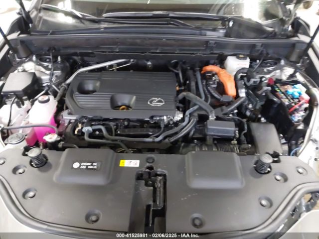 2T2AKCEZ8SC043058 Lexus NX 350H