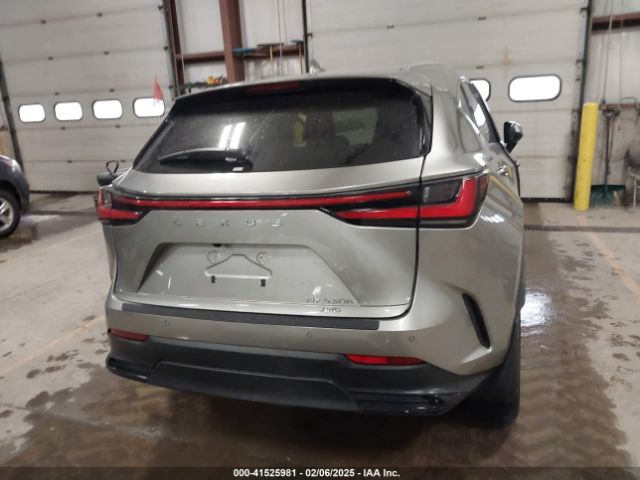 2T2AKCEZ8SC043058 Lexus NX 350H