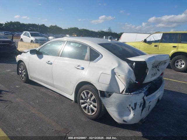 1N4AL3AP1FN916681 Nissan Altima 2.5 S