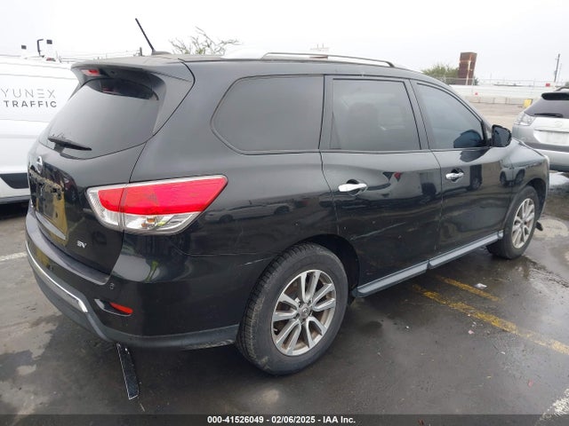 41526049 :رقم المزاد ، 5N1AR2MNXGC637753 vin ، 2016 Nissan Pathfinder Sv مزاد بيع