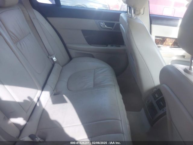 2011 JAGUAR XF SAJWA0FB6BLS07902 Photo 7