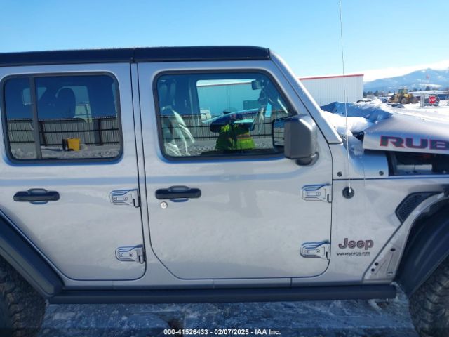 1C4HJXFG2JW261433 Jeep Wrangler Unlimited Rubicon 4x4