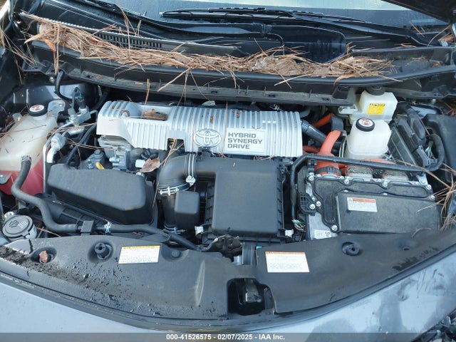 Toyota Prius V Two 2017 JTDZN3EU9HJ062721 Image 10