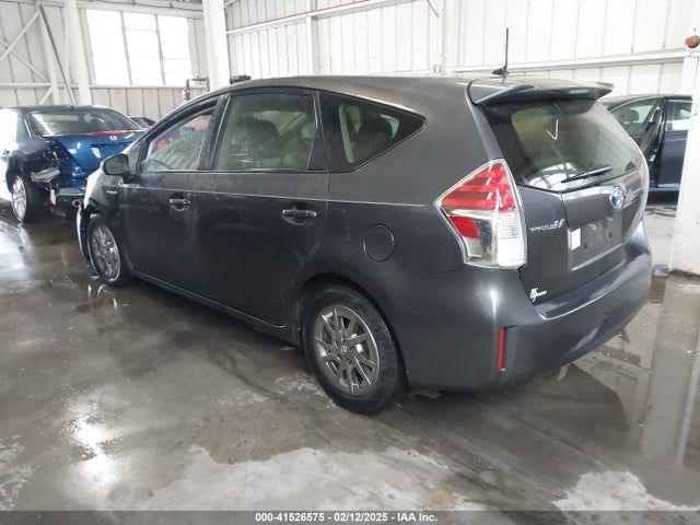 Toyota Prius V Two 2017 JTDZN3EU9HJ062721 Image 3