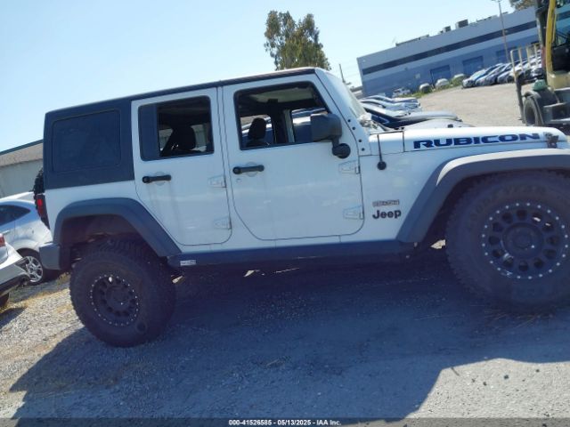 1C4BJWDGXHL562630 Jeep Wrangler Unlimited Sport 4x4